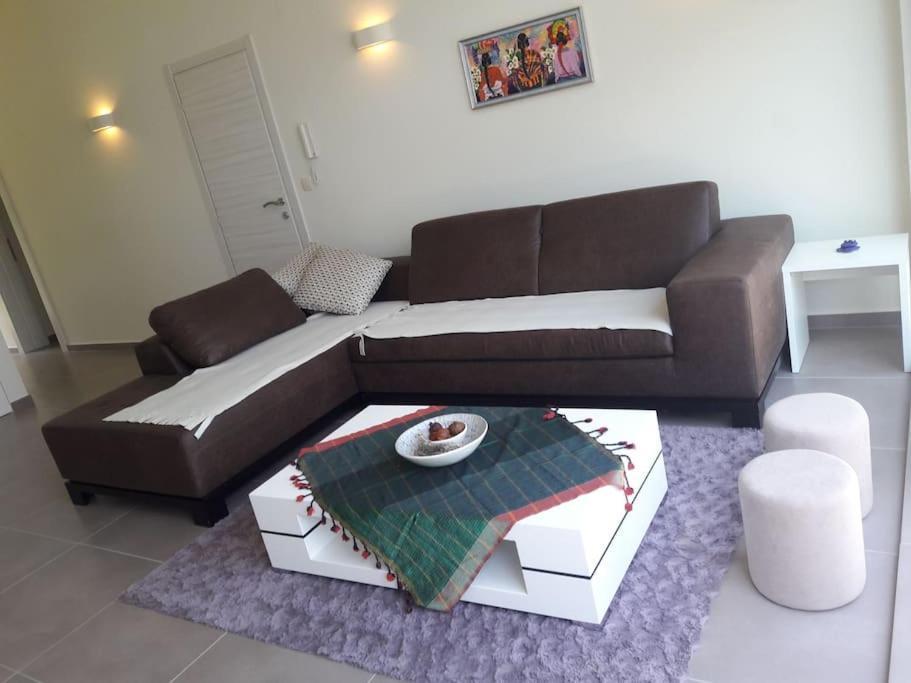 קוטור 2Br Apartment With Pool מראה חיצוני תמונה