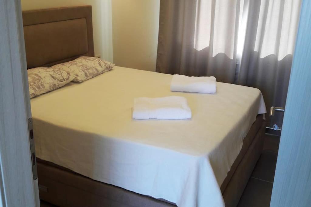 קוטור 2Br Apartment With Pool מראה חיצוני תמונה