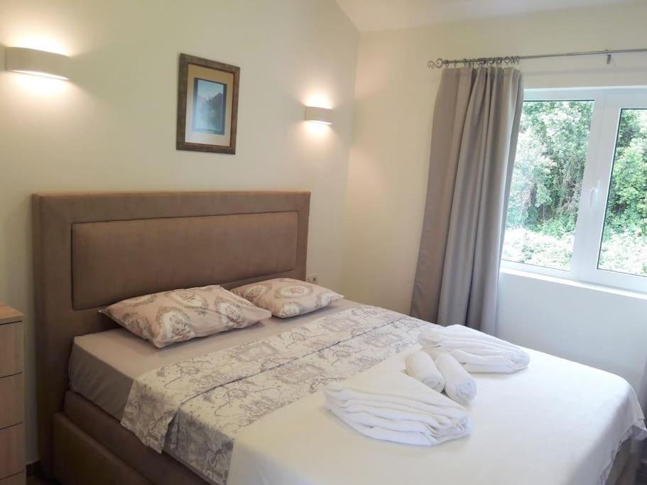 קוטור 2Br Apartment With Pool מראה חיצוני תמונה