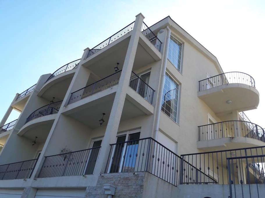 קוטור 2Br Apartment With Pool מראה חיצוני תמונה